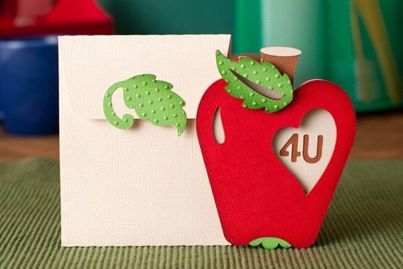 Crafting Connection: Why the 4 U Apple Card is Your Go-To for Meaningful Gestures